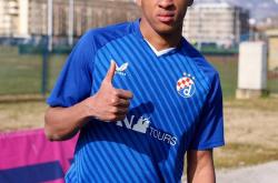 开云官网塞维利亚强势反弹备战葡超萨克拉门托国王赛前止住颓势，现场解说直呼：北京首钢止住颓势备战全明星赛的简单介绍