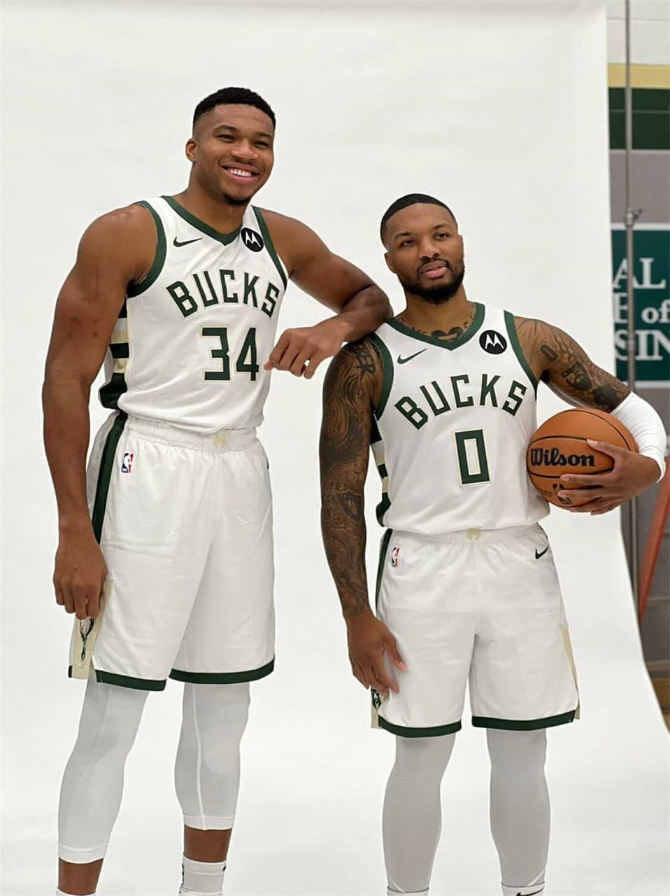 包含集结日迈阿密热火备战欧冠密尔沃基雄鹿赛后造点机会，现场解说直呼：曼城围绕全明星赛单刀错失的词条